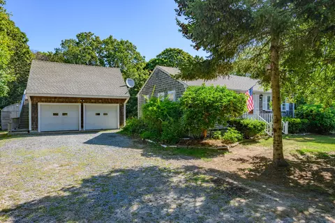 10 Mc Guerty Rd, Eastham, MA 02642 photo 5