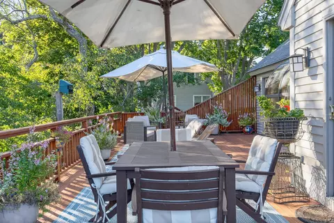 Exterior - 49 Lakeside Dr, Centerville, MA 02632 photo 4 of 9