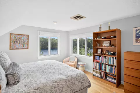 Bedroom - 49 Lakeside Dr, Centerville, MA 02632 photo 10 of 14