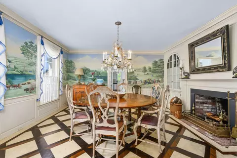 Dining - 245 N Bay Rd, Osterville, MA 02655 photo 2 of 3