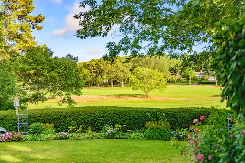 Exterior - 245 N Bay Rd, Osterville, MA 02655 photo 6 of 21
