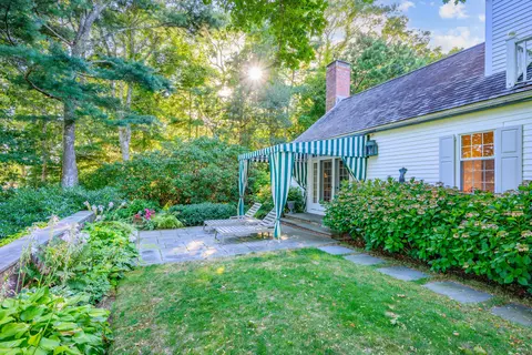 Exterior - 245 N Bay Rd, Osterville, MA 02655 photo 19 of 21