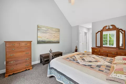 Bedroom - 6 Mayfair Ct, Mashpee, MA 02649 photo 4 of 10