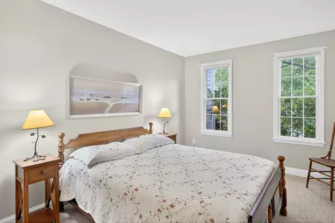 Bedroom - 6 Mayfair Ct, Mashpee, MA 02649 photo 6 of 10