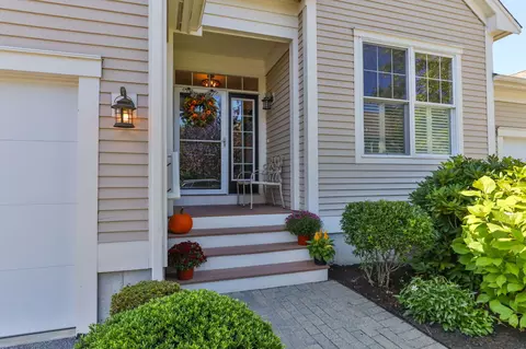 Exterior - 116 Grey Hawk Dr, Mashpee, MA 02649 photo 2 of 17