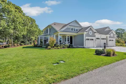 Exterior - 45 Simons Rd #A, Mashpee, MA 02649 photo 2 of 11