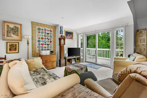 912 Main St #304, Chatham, MA 02633