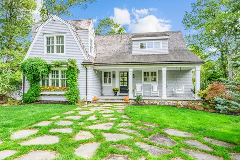 Exterior - 66 Tern Ln, Centerville, MA 02632 photo 8 of 20
