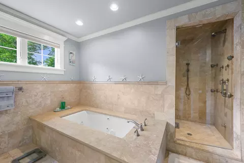 Bath - 66 Tern Ln, Centerville, MA 02632 photo 4 of 6