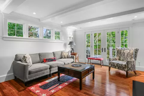Living - 66 Tern Ln, Centerville, MA 02632 photo 4 of 5