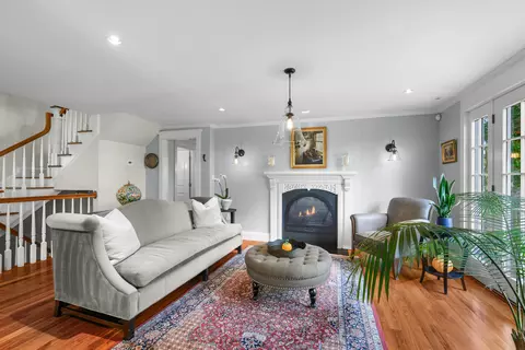 Living - 66 Tern Ln, Centerville, MA 02632 photo 2 of 5