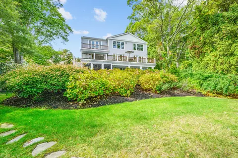 Exterior - 66 Tern Ln, Centerville, MA 02632 photo 2 of 20