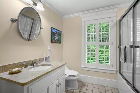 Bath - 66 Tern Ln, Centerville, MA 02632 photo 5 of 6