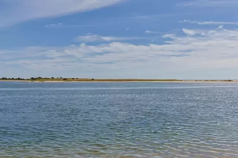 View/Area - 188 Ocean View Ave, Cotuit, MA 02635 photo 2 of 10