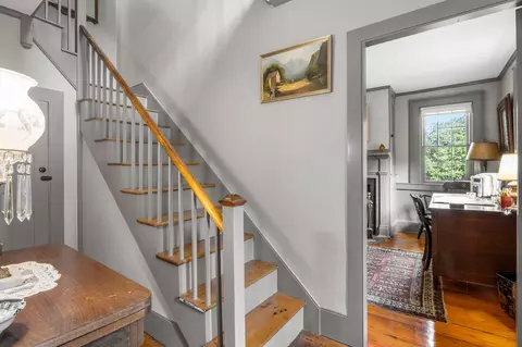 Entry Way - 188 Ocean View Ave, Cotuit, MA 02635 photo 5 of 8