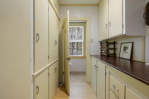 Entry Way - 188 Ocean View Ave, Cotuit, MA 02635 photo 2 of 8