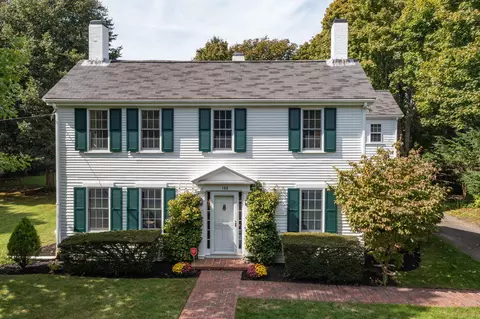 Exterior - 188 Ocean View Ave, Cotuit, MA 02635 photo 12 of 15