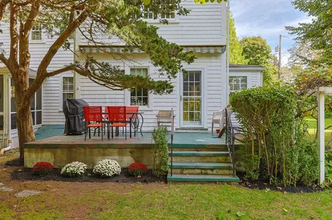 Exterior - 188 Ocean View Ave, Cotuit, MA 02635 photo 7 of 15