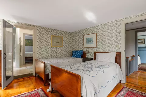 Bedroom - 188 Ocean View Ave, Cotuit, MA 02635 photo 2 of 10