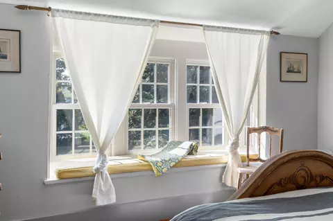 Bedroom - 188 Ocean View Ave, Cotuit, MA 02635 photo 5 of 10