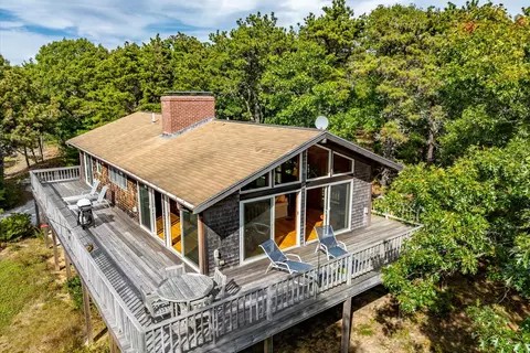19 Avery Way, Truro, MA 02666
