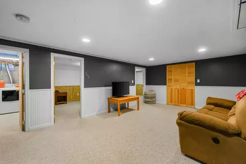 81 Monomoy Cir, Centerville, MA 02632 photo 16