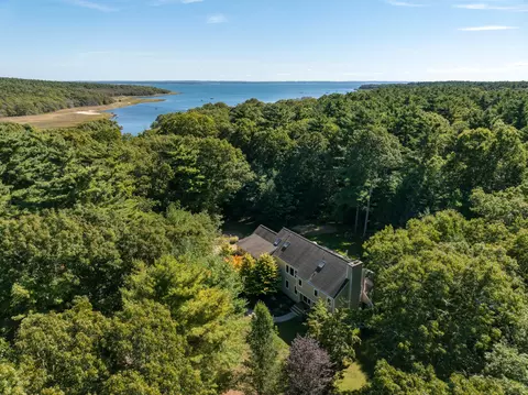 58 Delano Rd, Marion, MA 02738