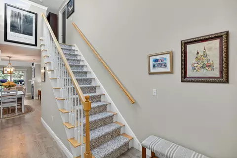 Entry Way - 2 Pga Ln, Mashpee, MA 02649 photo 4 of 7