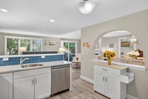 Kitchen - 2 Pga Ln, Mashpee, MA 02649 photo 1 of 4