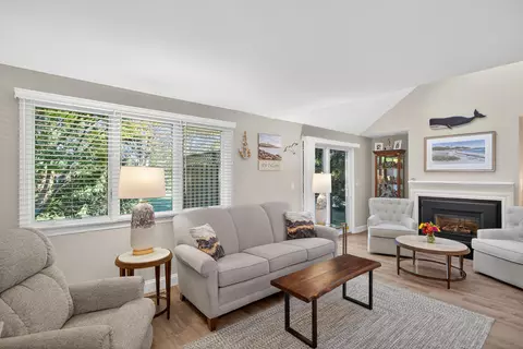 Living - 2 Pga Ln, Mashpee, MA 02649 photo 1 of 4