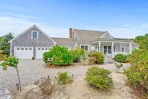 45 Cranberry Cir, Eastham, MA 02642 photo 1