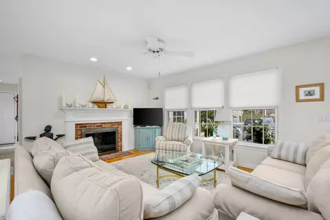 45 Cranberry Cir, Eastham, MA 02642 photo 8