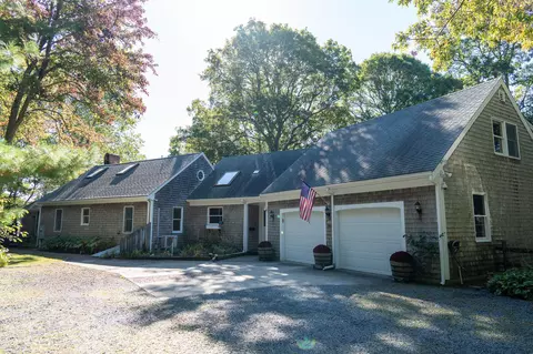 20 Kittiwake Ln, Eastham, MA 02642