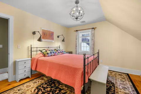 Bedroom - 2070 Main St, West Barnstable, MA 02668 photo 5 of 8