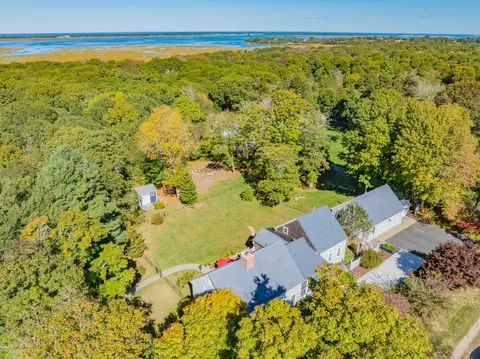 View/Area - 2070 Main St, West Barnstable, MA 02668 photo 1 of 4