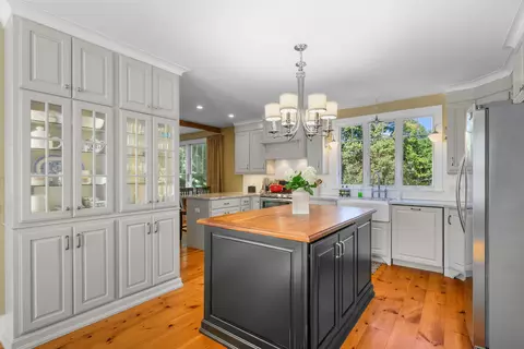 Kitchen - 2070 Main St, West Barnstable, MA 02668 photo 1 of 6