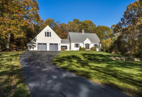 88 Joe Thompson Rd, Marstons Mills, MA 02648 photo 4