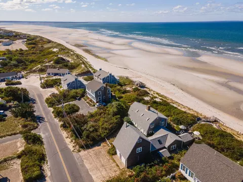 156 Shore Dr, Dennis, MA 02638