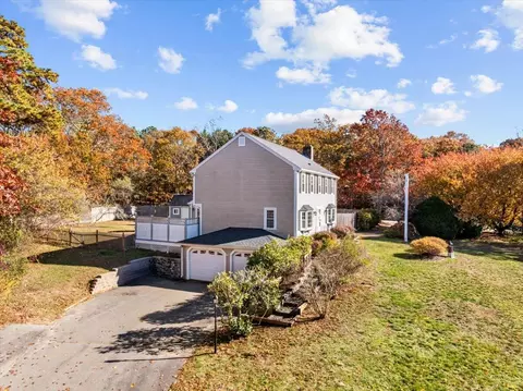 2 Westerly Dr, Bourne, MA 02532 photo 3