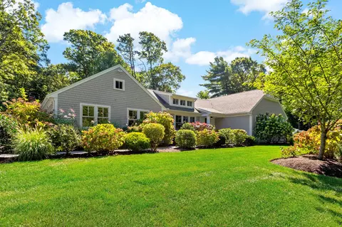 564 Cotuit Bay Dr, Cotuit, MA 02635