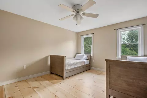 Bedroom - 3528 Main St, Barnstable, MA 02630 photo 5 of 5