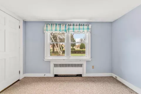 Bedroom - 38 Old Bridge Rd, Buzzards Bay, MA 02532 photo 2 of 7
