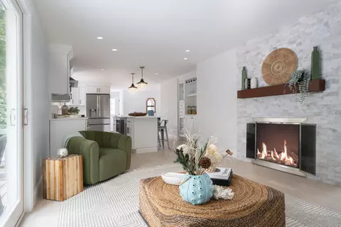 Living - 7 Blue Fin, Mashpee, MA 02649 photo 5 of 6