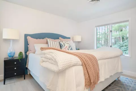 Bedroom - 7 Blue Fin, Mashpee, MA 02649 photo 6 of 7