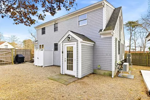 Exterior - 197 Monomoscoy Rd, Mashpee, MA 02649 photo 9 of 9