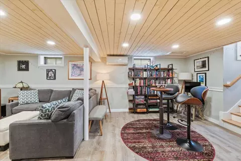 Living - 197 Monomoscoy Rd, Mashpee, MA 02649 photo 4 of 4