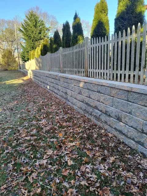 Exterior - 239 Paddocks Path, Dennis, MA 02638 photo 2 of 3