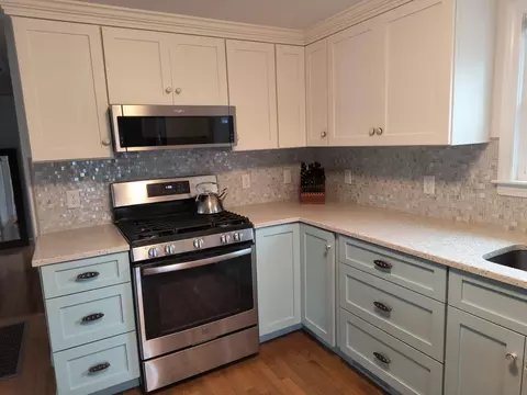 Kitchen - 239 Paddocks Path, Dennis, MA 02638 photo 2 of 4