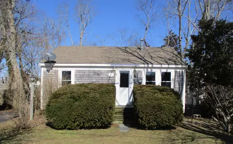 Exterior - 14 Commerce Rd, Barnstable, MA 02630 photo 2 of 2