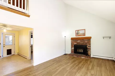 29 Wenonah Rd, Buzzards Bay, MA 02532 photo 9